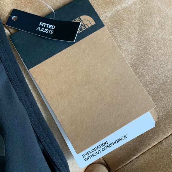 NWT The North Face Women's Arque Hike Dress - Picture 3 of 9